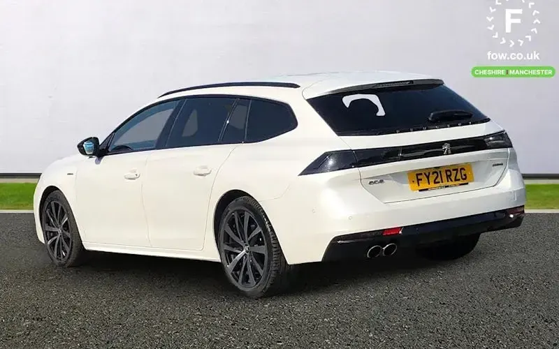 Used Peugeot 508 SW GT-line 163 HP (119 kW) 2020 White Estate