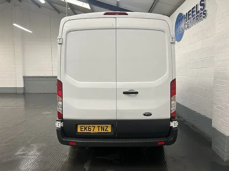 Used Ford Transit 105 HP (77 kW) 2017 White Van