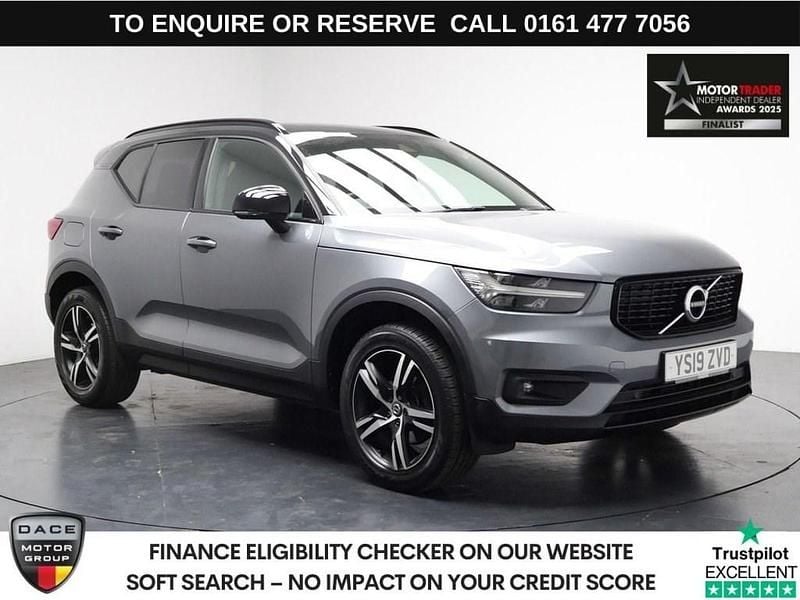 Grey Used 2019 Volvo XC40 R-Design SUV | £16,480 (Fair price) - Image 1/3