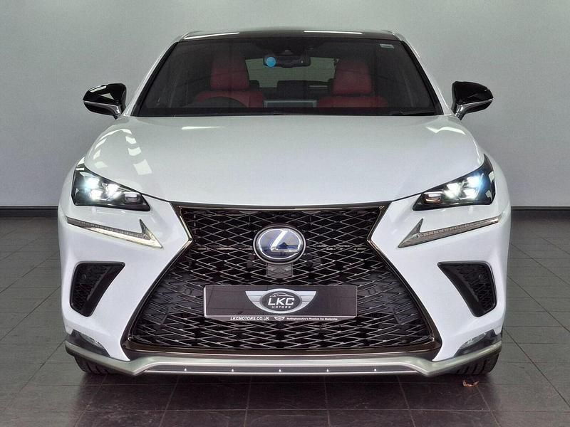 Used Lexus NX300h E-FOUR 2019 White SUV