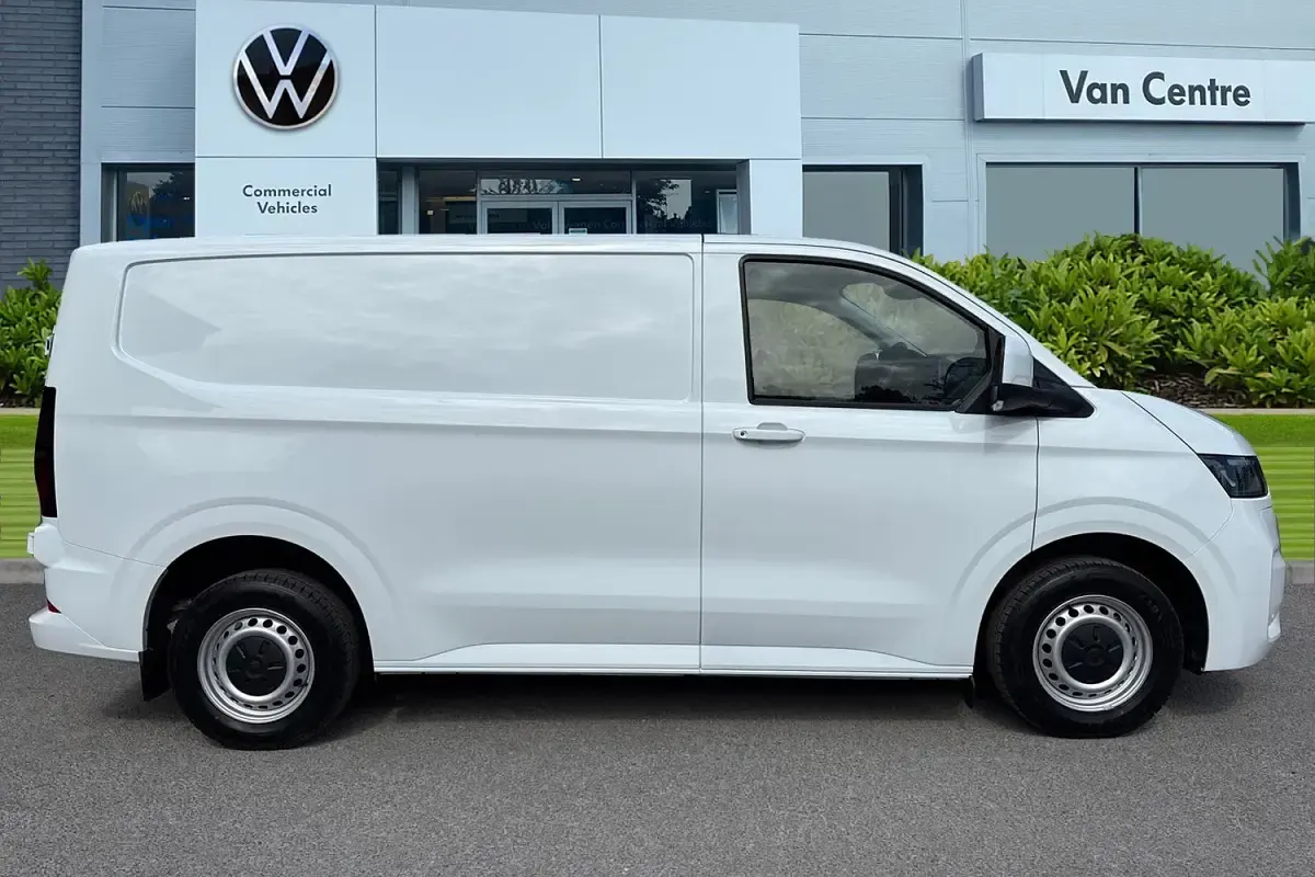Nowe VW Transporter Pro 100 kW (136 KM) 2025 Biały Van
