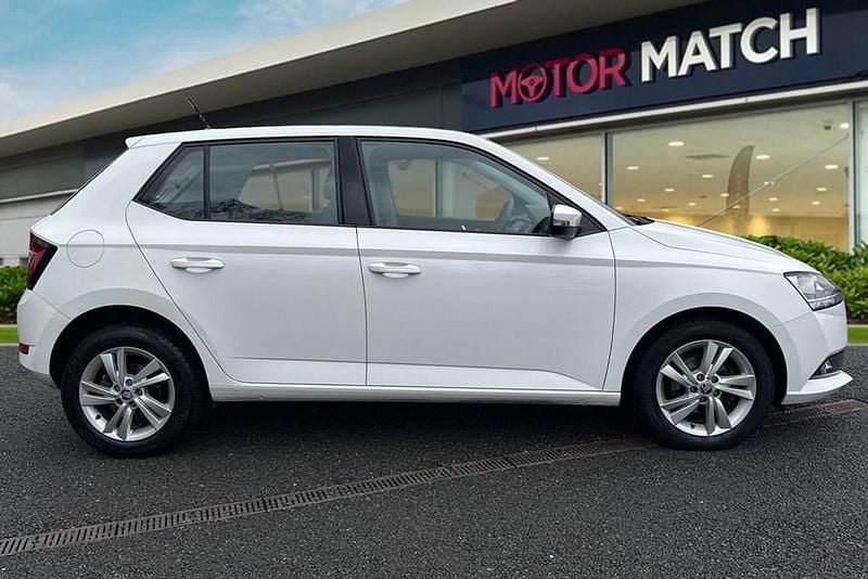 Used Skoda Fabia SE 2018 White Hatchback