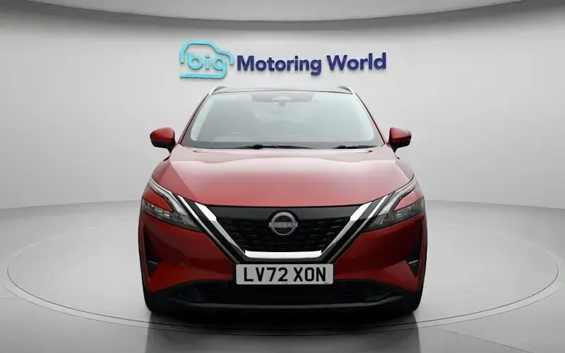Used Nissan Qashqai N-Connecta 190 HP (139 kW) 2022 Red SUV