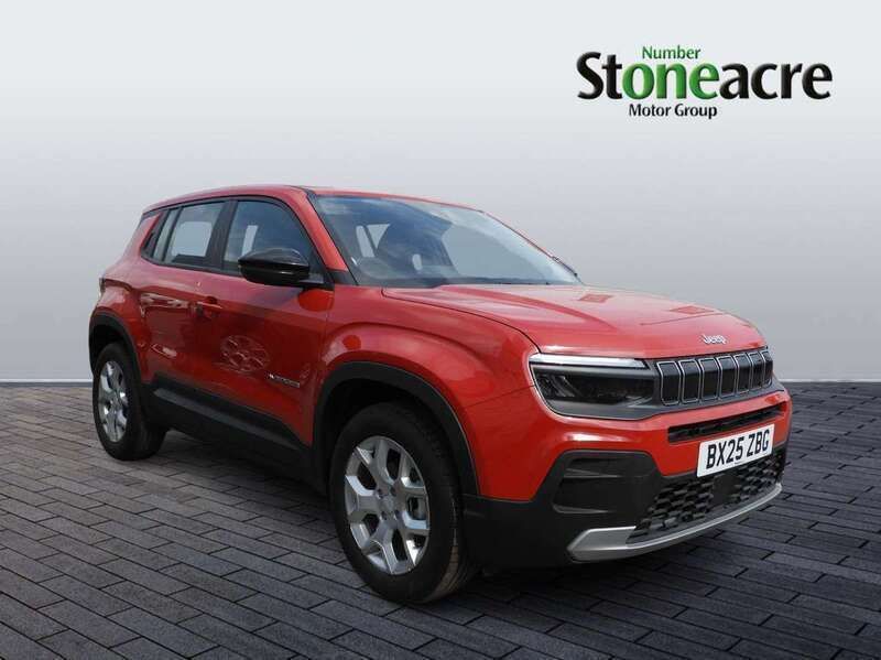 Red New 2025 Jeep Avenger Altitude SUV | £21,449 (Super price) - Image 1/2