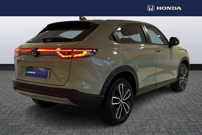 Second-hand Honda HR-V Elegance 131 CP (96 kW) 2024 Bej SUV