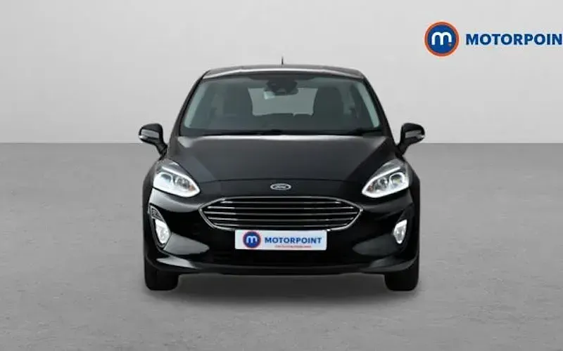 Usado Ford Fiesta Zetec 101 HP (74 kW) 2019 Preto Citadino