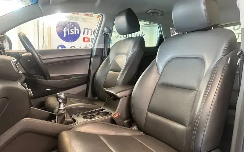 Used Hyundai Tucson Premium 177 HP (130 kW) 2018 Silver SUV