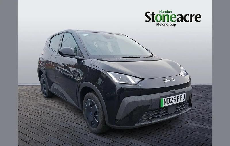 New BYD Dolphin Surf Active 64 kW (88 HP) 2025 Black Hatchback