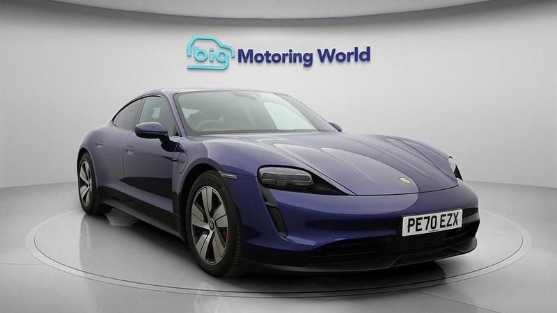 Used Porsche Taycan Performance Package 419 kW (571 HP) 2020 Sedan