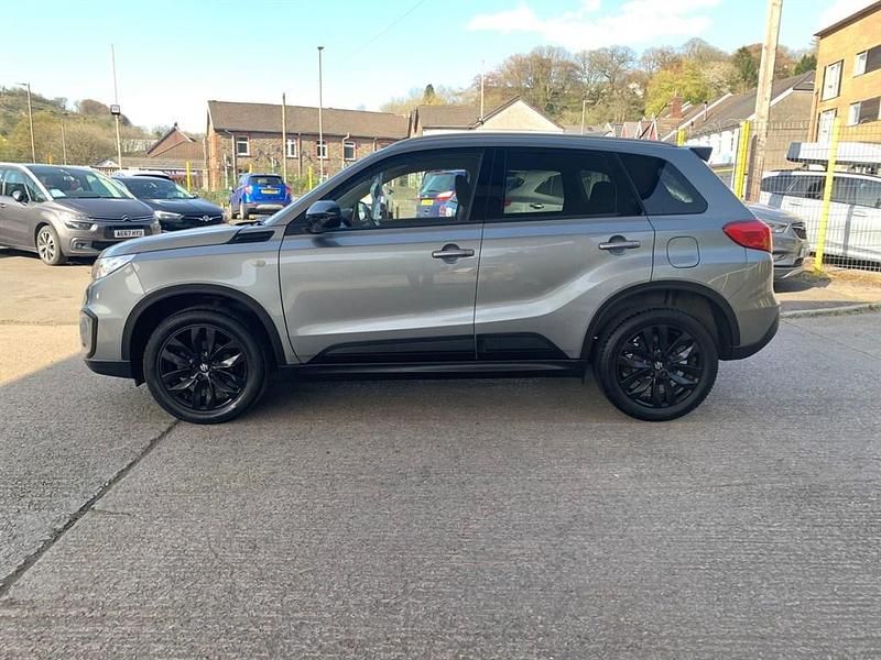 Second-hand Suzuki Vitara SZ-T 120 CP (88 kW) 2018 Gri SUV