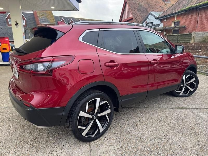 Used Nissan Qashqai Tekna 2019 Red SUV