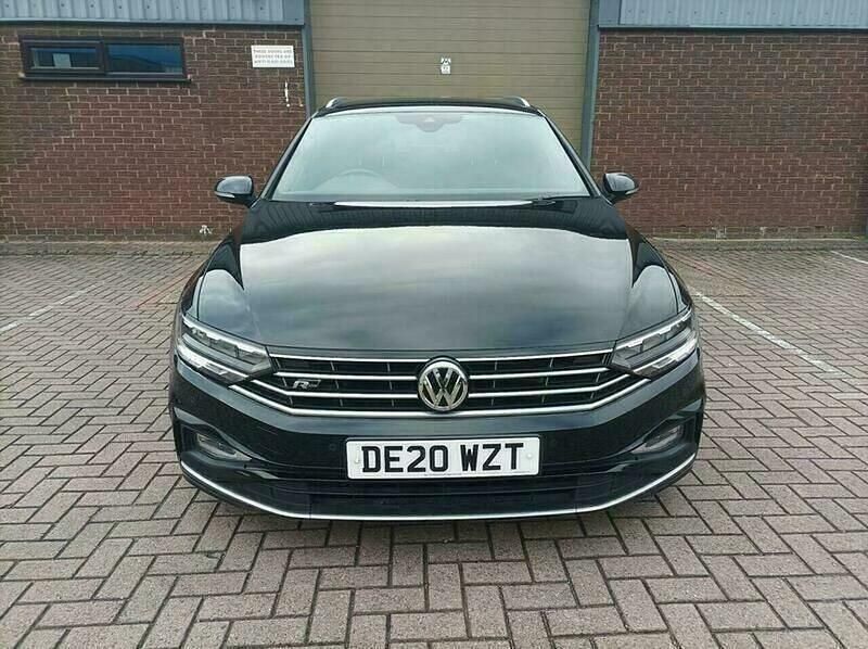 Used VW Passat R-line 190 HP (139 kW) 2020 Black Estate
