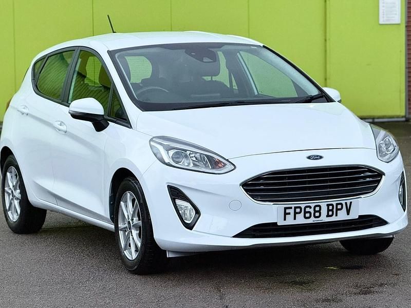White Used 2018 Ford Fiesta Zetec Hatchback | £4,300 (Super price) - Image 1/4