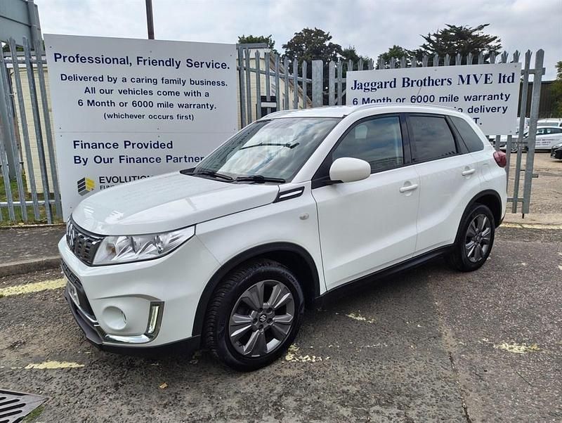 Used Suzuki Vitara SZ-T 2019 White SUV