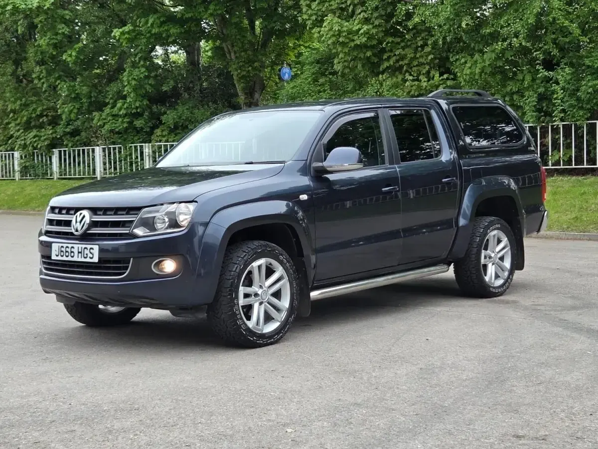 Used VW Amarok Highline 180 HP (132 kW) 2014 Blue Pickup