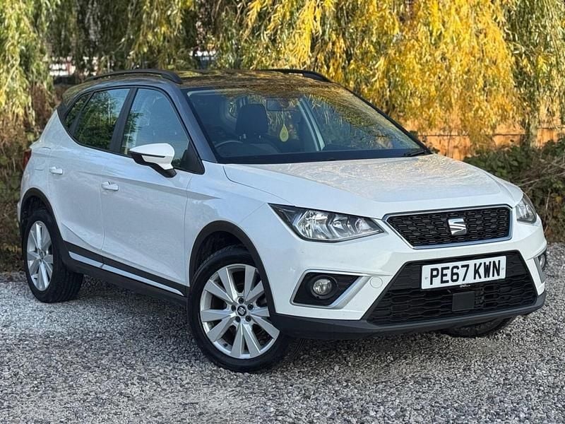 White Used 2017 Seat Arona SE Technology SUV | £6,995 (A bit pricey) - Image 1/3