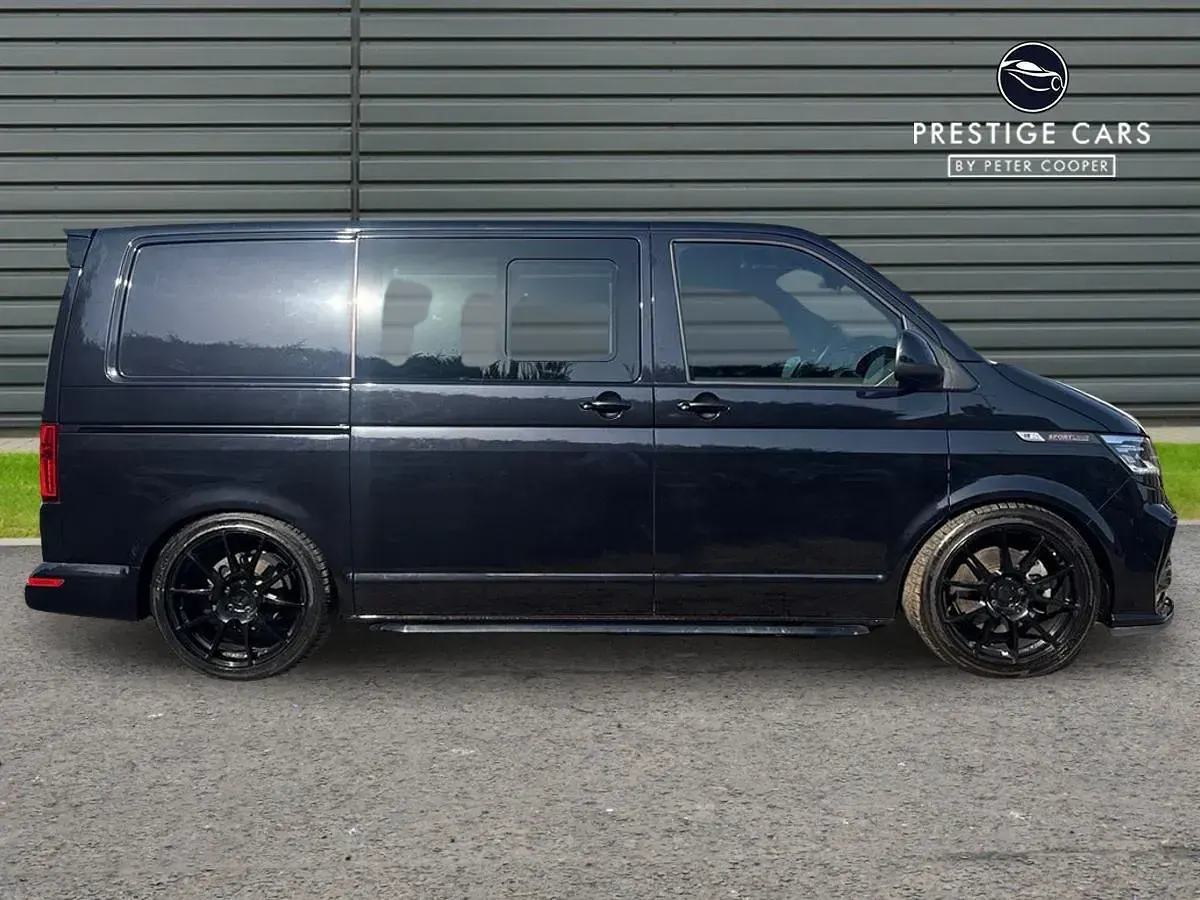 Used VW T6.1 Sportline 201 HP (147 kW) 2023 Black Van