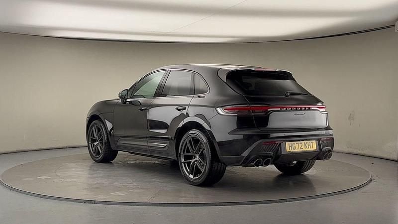 Used Porsche Macan 265 HP (194 kW) 2023 Black SUV