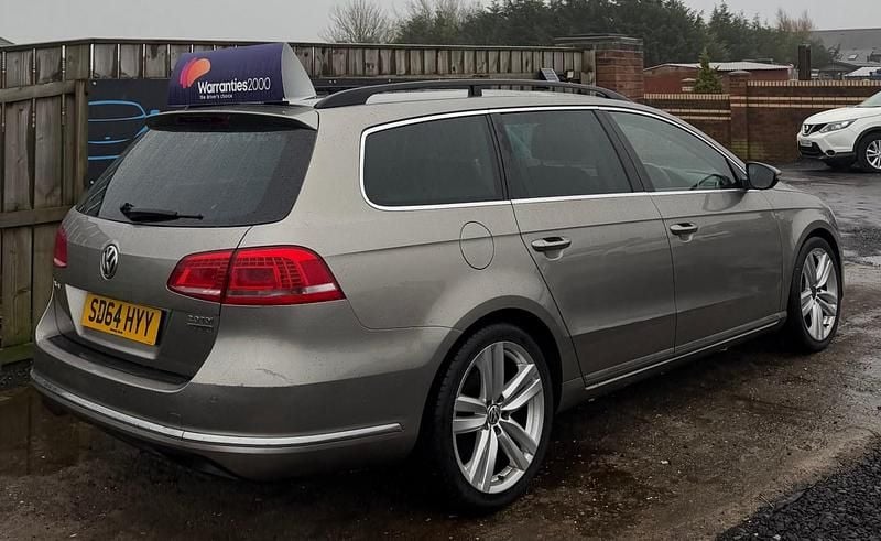 Used VW Passat Executive 140 HP (102 kW) 2014 Brown Estate