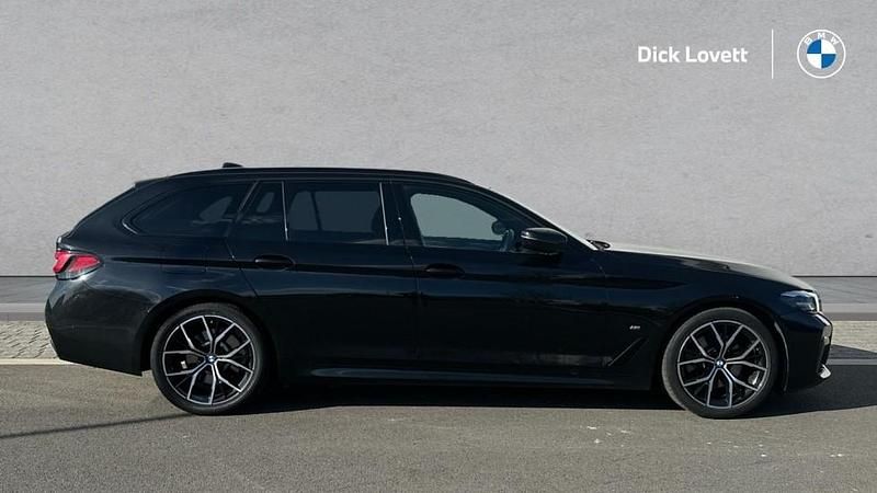 Used BMW 520 M Sport 187 HP (137 kW) 2023 Black Estate