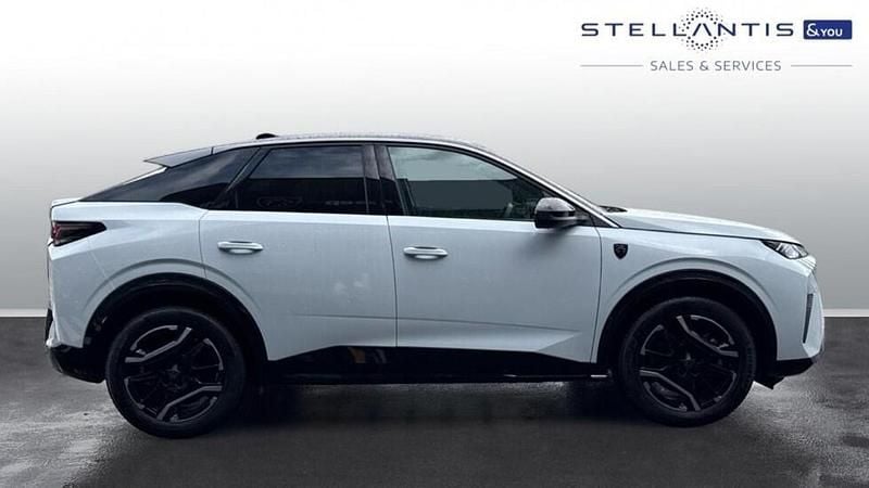 Used Peugeot e-3008 GT 152 kW (207 HP) 2025 White SUV