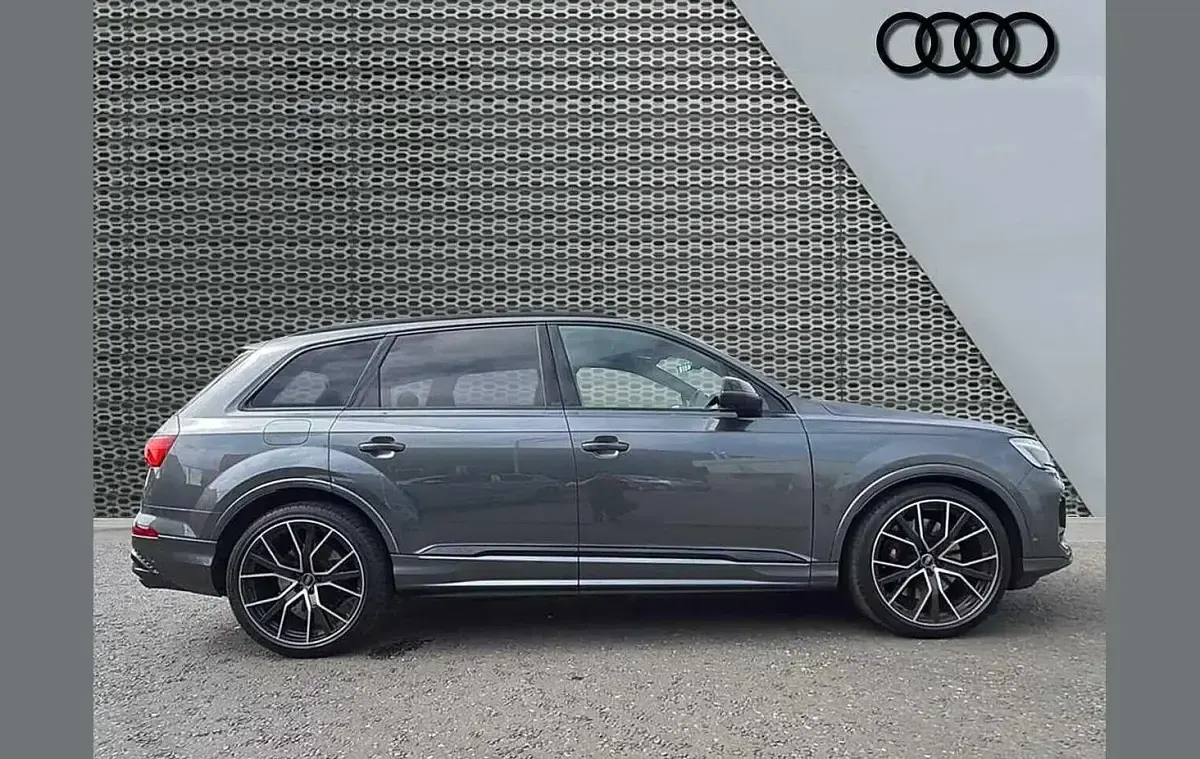 Used Audi SQ7 Comfort 507 HP (372 kW) 2025 Grey SUV