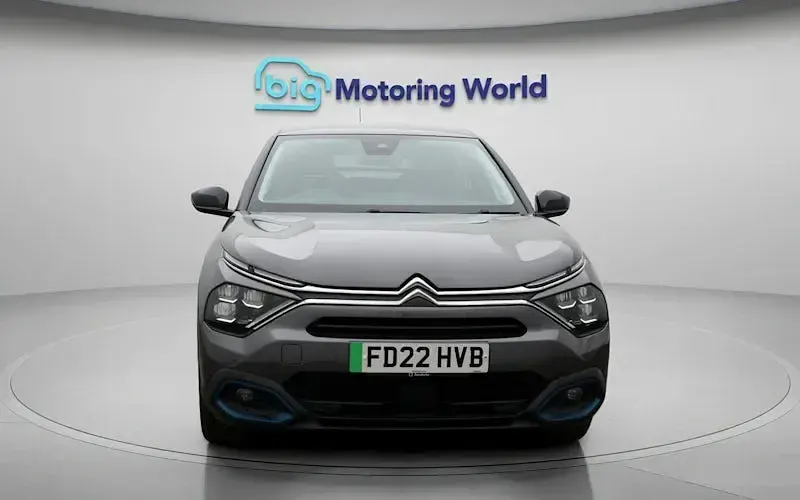 Używany Citroën e-C4 Shine 100 kW (136 KM) 2022 Szary Hatchback