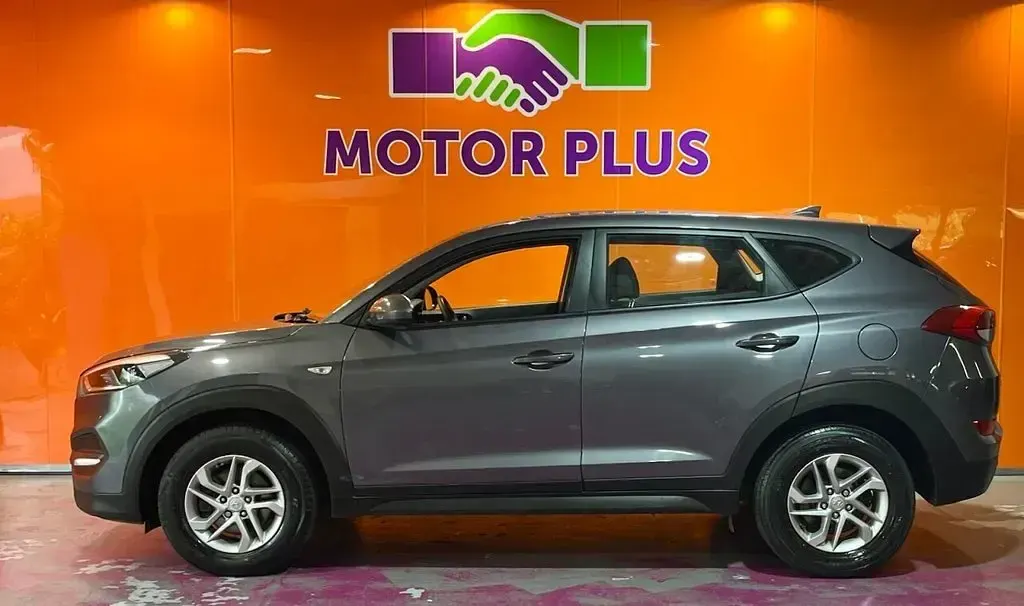 Used Hyundai Tucson 116 HP (85 kW) 2016 Grey SUV