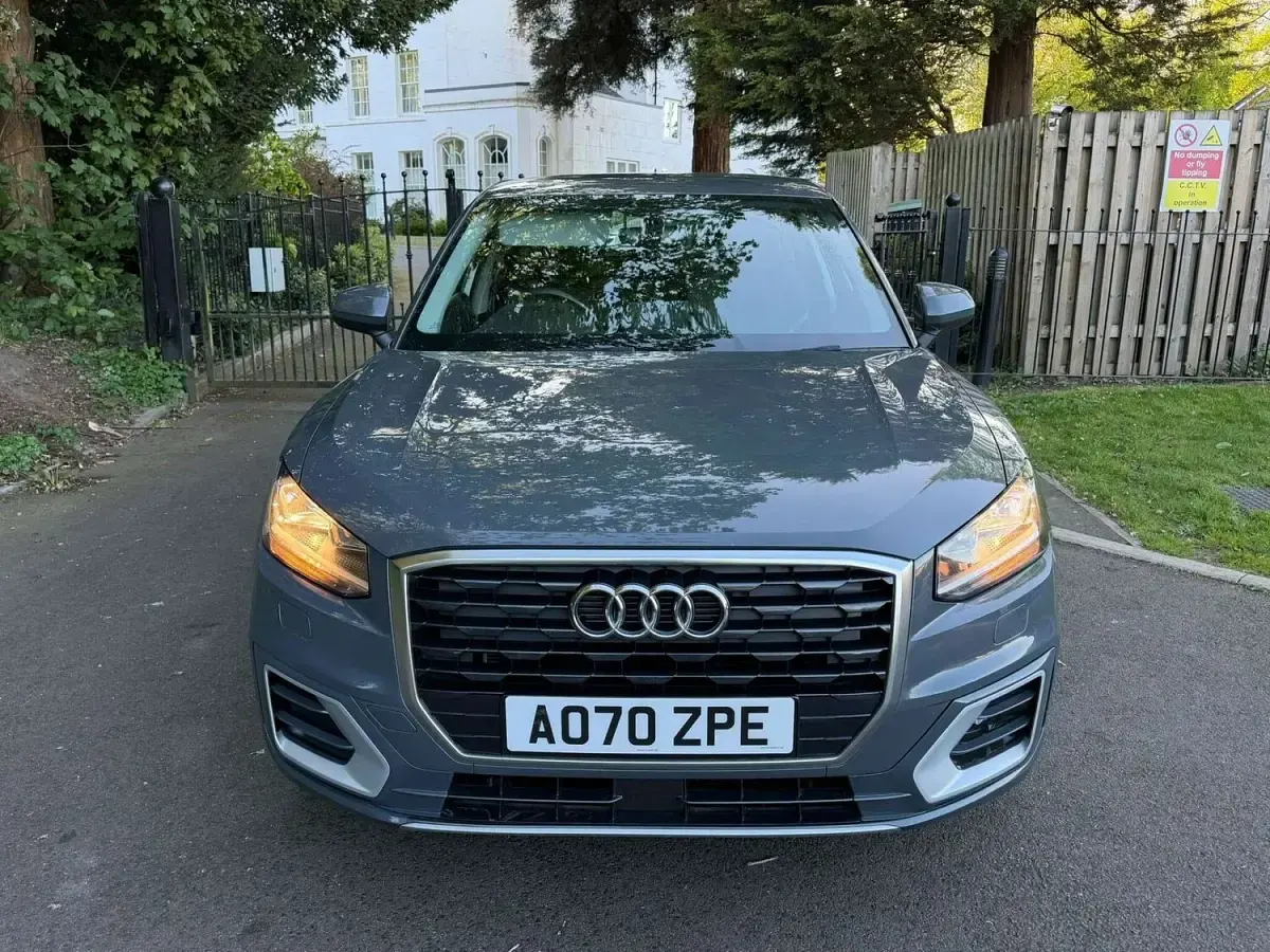 Used Audi Q2 Sport 116 HP (85 kW) 2020 Grey SUV