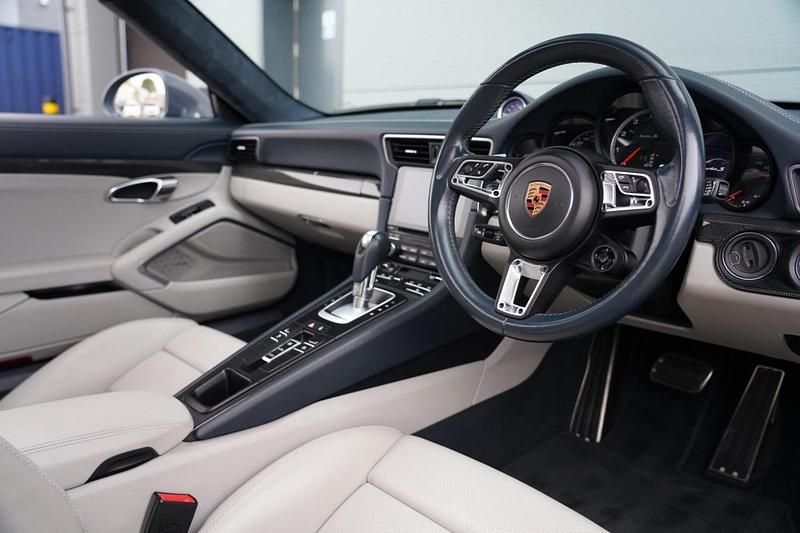 Used Porsche 911 Turbo S 580 HP (426 kW) 2017 Blue Coupe