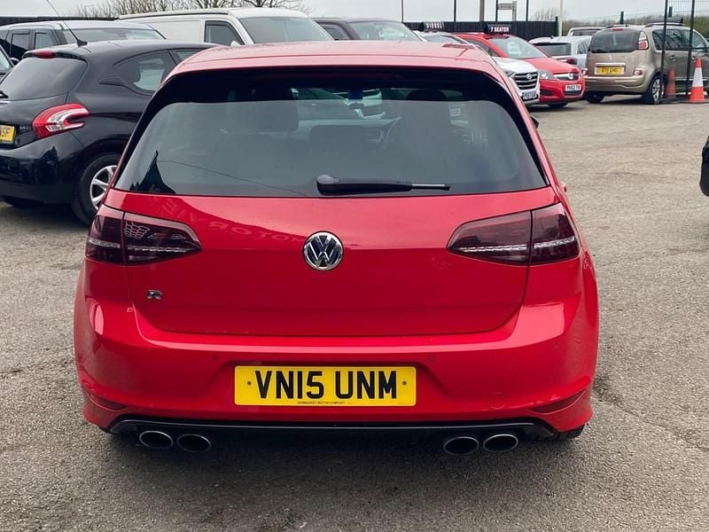 Used VW Golf VII R 2015 Red Hatchback