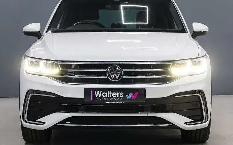 Usado VW Tiguan R-line 245 HP (180 kW) 2023 SUV