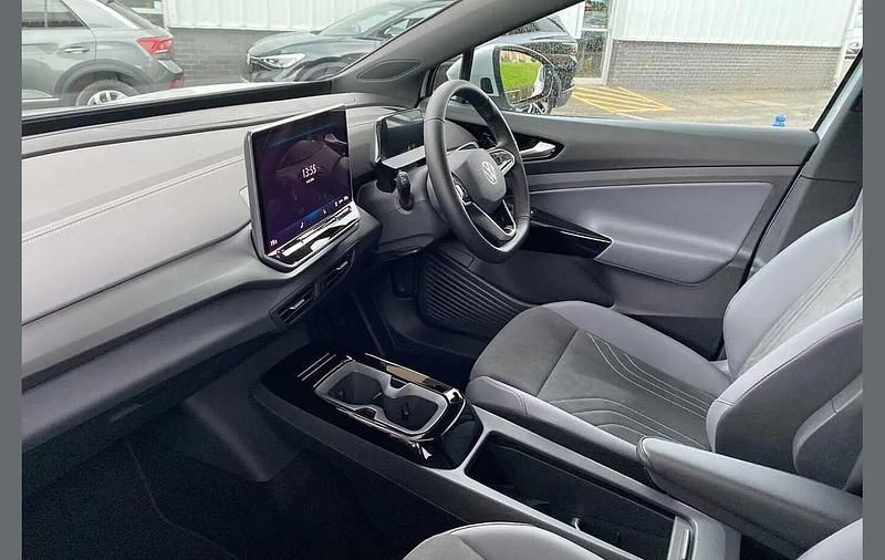 New VW ID.4 Pure 125 kW (170 HP) 2025 White SUV