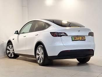 Used Tesla Model Y Long Range AWD 11 kW (15 HP) 2022 White SUV