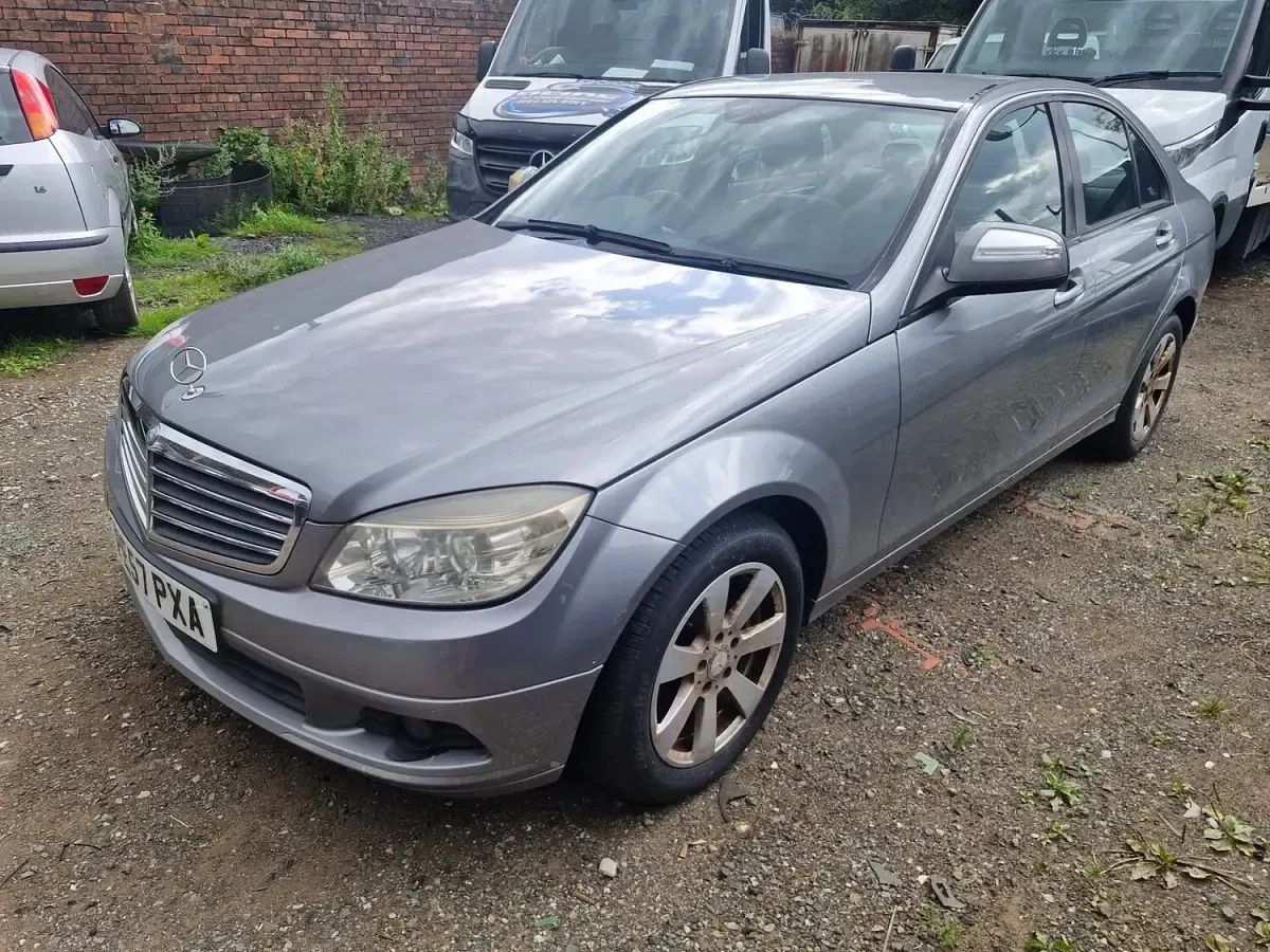 Used Mercedes C220 SE 2007 Silver Sedan