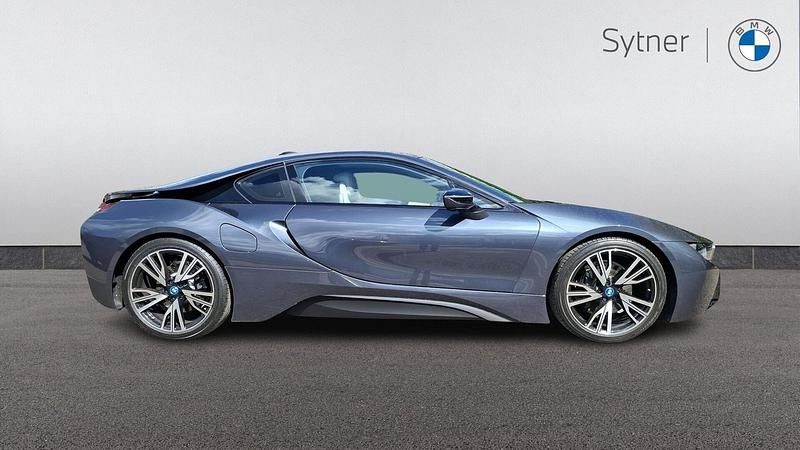 Used BMW i8 357 HP (262 kW) 2017 Grey Coupe