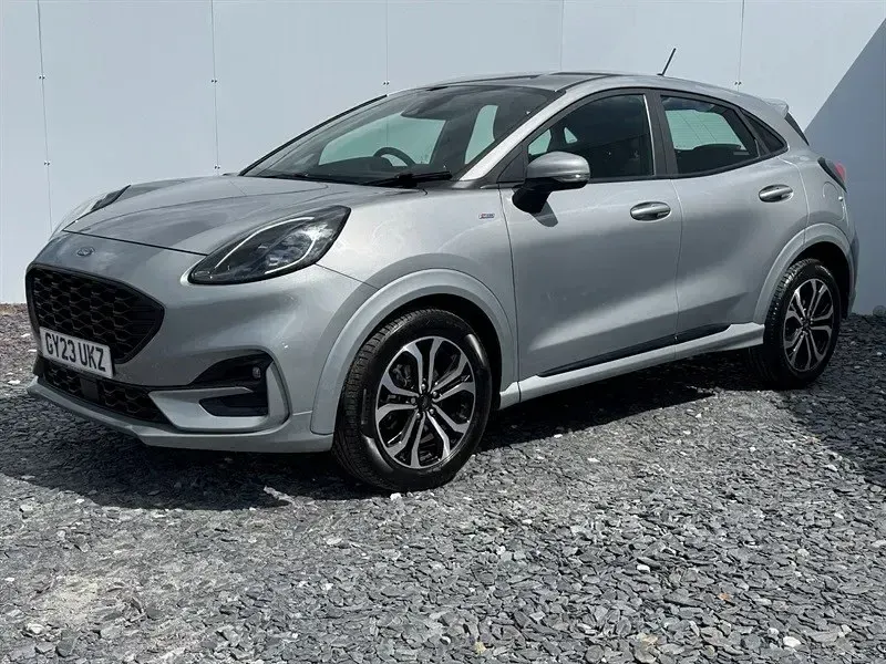 Używany Ford Puma ST-Line 125 KM (91 kW) 2023 Srebrny SUV