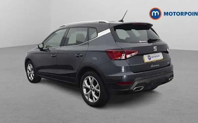 Used Seat Arona FR 110 HP (80 kW) 2023 Grey SUV