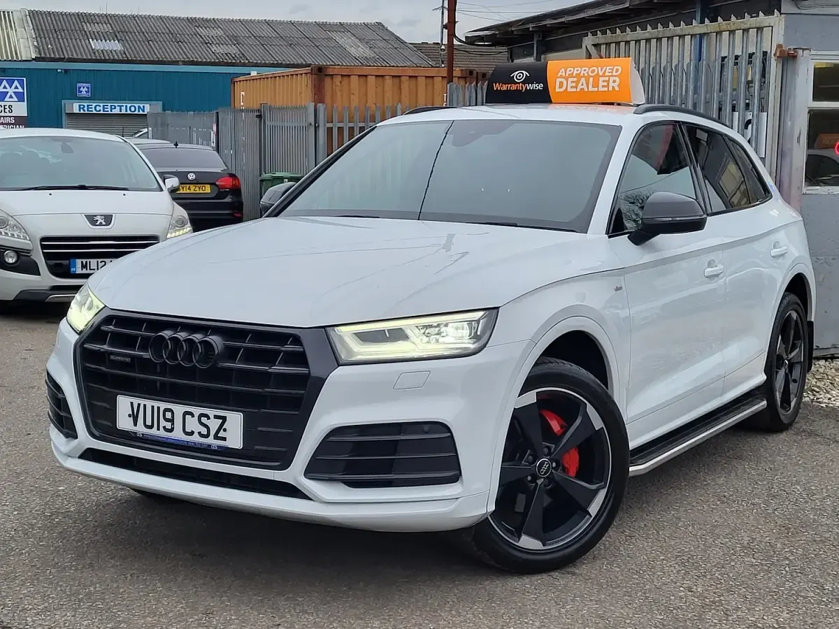 Used Audi Q5 Black Edition 190 HP (139 kW) 2019 White SUV