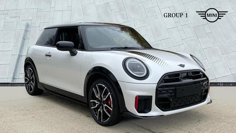 Used Mini John Cooper Works Hatch 228 HP (167 kW) 2025 White Hatchback