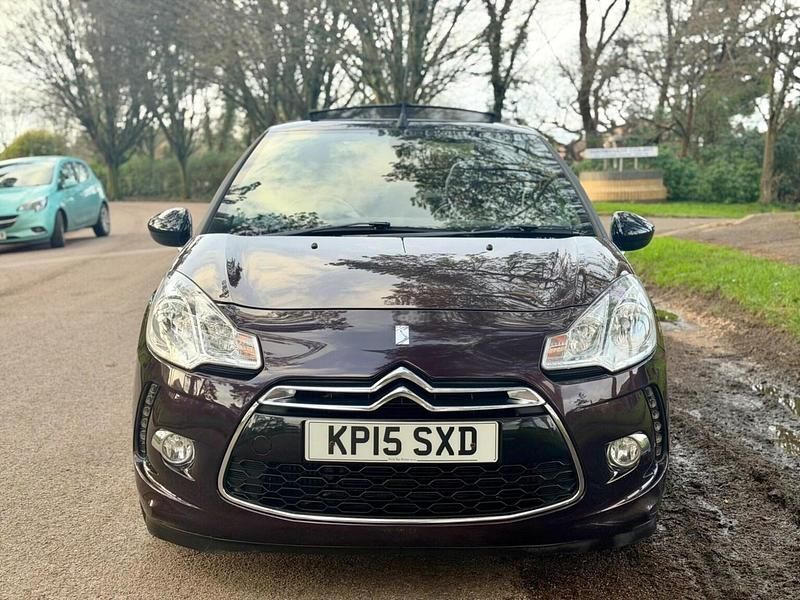 Used Citroën DS3 Cabriolet PureTech 2015 Mauve/purple Cabriolet
