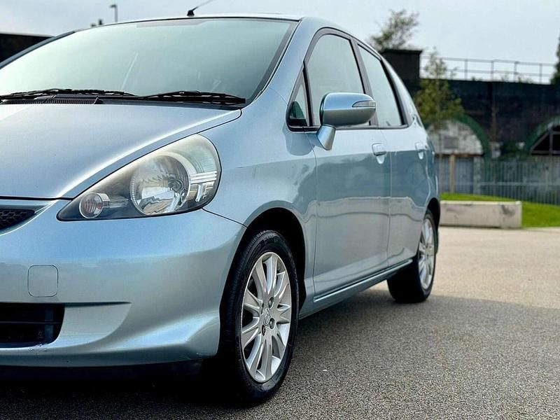 Used Honda Jazz SE 83 HP (61 kW) 2006 Blue Hatchback