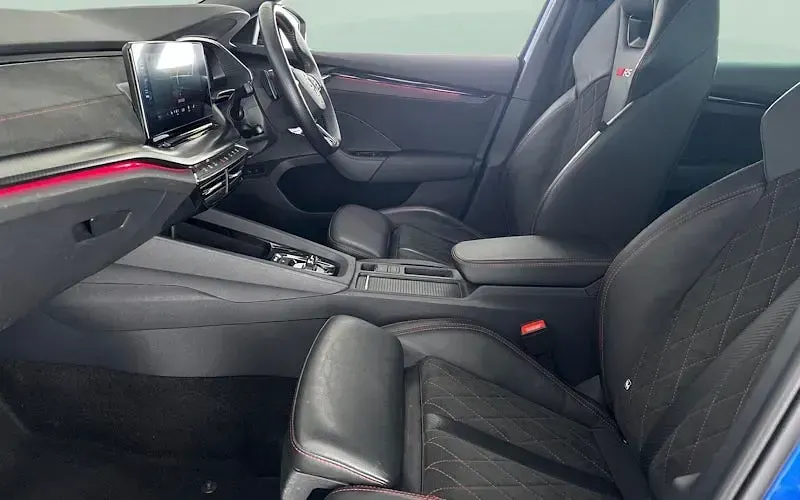 Used Skoda Octavia vRS 245 HP (180 kW) 2024 Estate