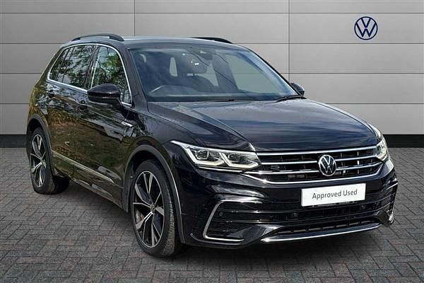 Black Used 2021 VW Tiguan R-line SUV | £25,250 (Fair price) - Image 1/4