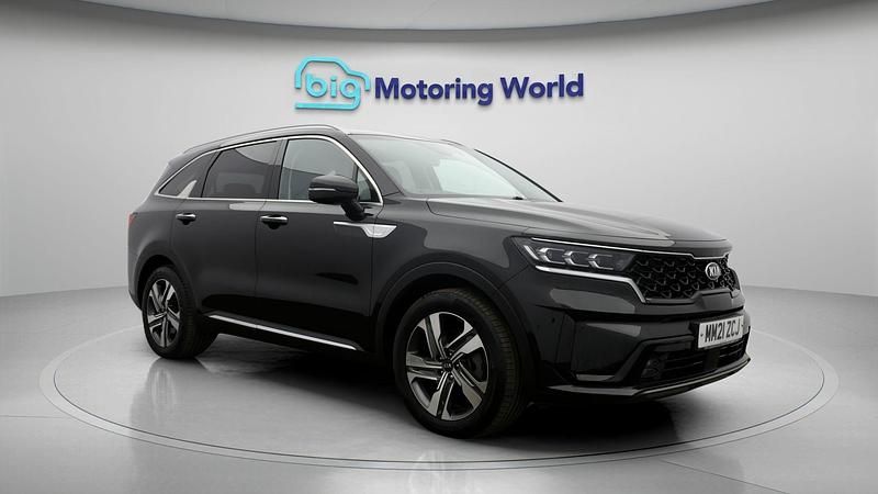 Used 2021 Kia Sorento 2 SUV | £28,700 (Good price) - Image 1/4