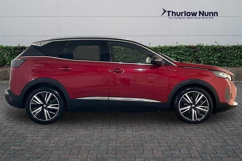 Used Peugeot 3008 Premium 225 HP (165 kW) 2021 Red SUV