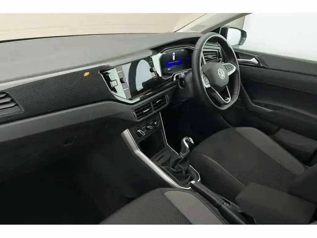Used VW Polo 95 HP (69 kW) 2025 Hatchback