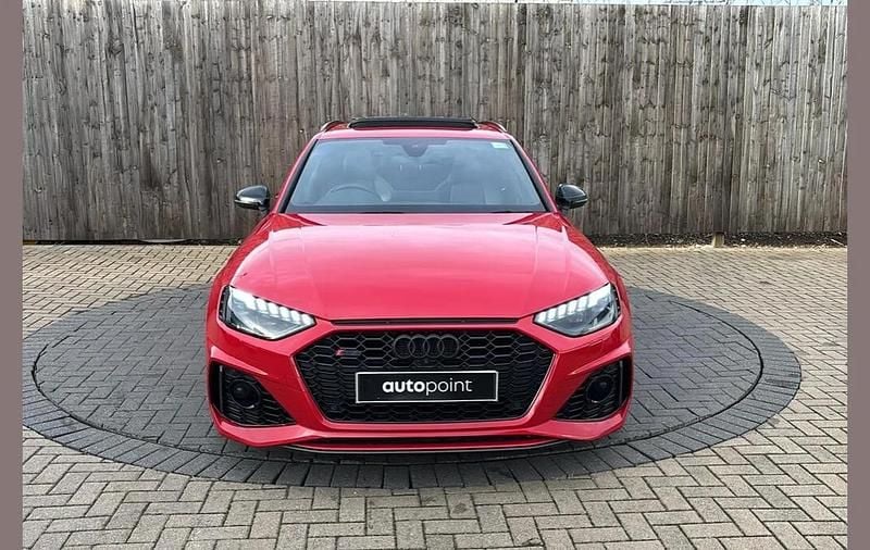 Used Audi RS4 Design 444 HP (326 kW) 2021 Red Estate
