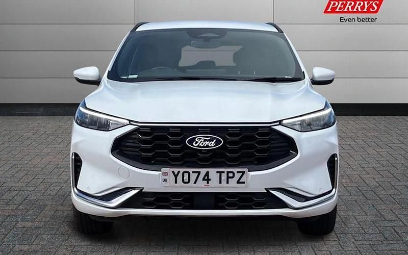 Second-hand Ford Kuga ST-Line 242 CP (177 kW) 2025 SUV