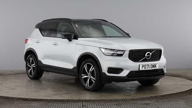 Used 2022 Volvo XC40 R-Design SUV | £23,590 (Fair price) - Image 1/4